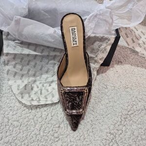 Badgley Mischka Women's Black Mules